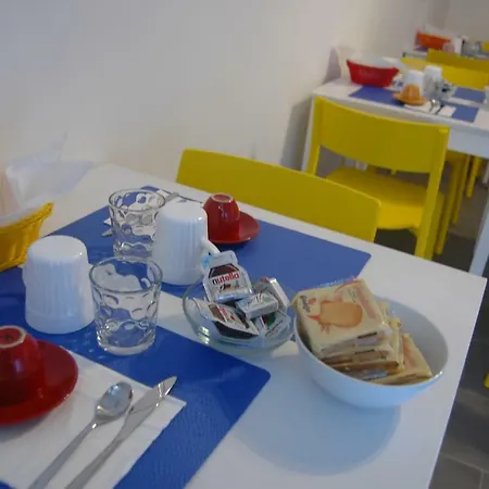 Casa Valentone B&B 마리나디카메로타