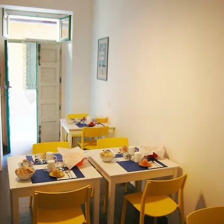 Casa Valentone B&B 마리나디카메로타